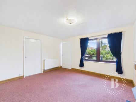 2 bedroom Flat to let in Castle Court, Wem, SY4