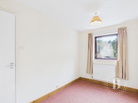 2 bedroom Flat to let in Castle Court, Wem, SY4