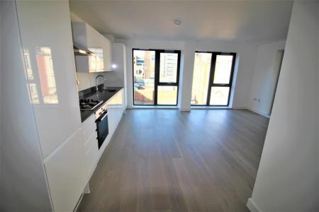 2 bedroom Flat for sale in Polytechnic Street, London, SE18