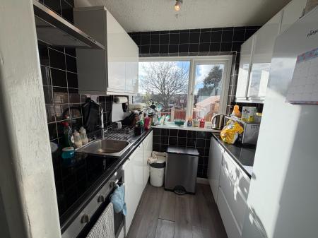 2 bedroom Maisonette to let in Edendale Road, Bexleyheath, DA7