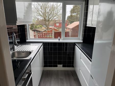 2 bedroom Maisonette to let in Edendale Road, Bexleyheath, DA7