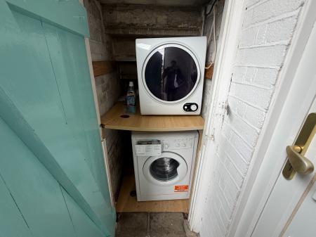 2 bedroom Maisonette to let in Edendale Road, Bexleyheath, DA7