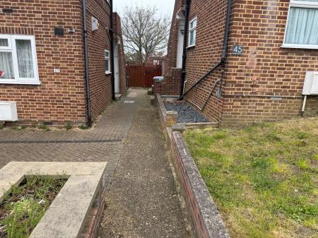 2 bedroom Maisonette to let in Edendale Road, Bexleyheath, DA7