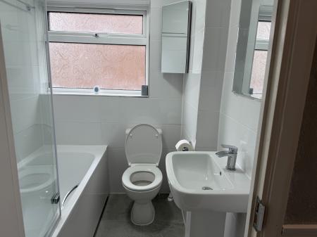 2 bedroom Maisonette to let in Edendale Road, Bexleyheath, DA7