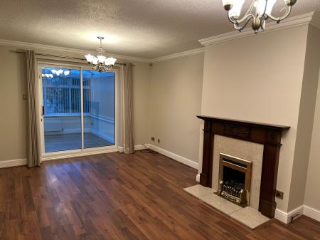 4 bedroom Detached house to let in Acacia Way, Bexley, Sidcup, DA15