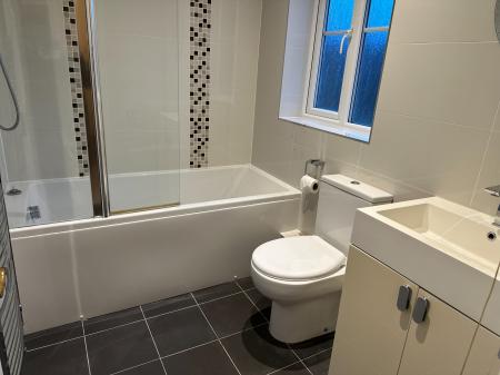 4 bedroom Detached house to let in Acacia Way, Bexley, Sidcup, DA15