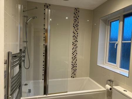 4 bedroom Detached house to let in Acacia Way, Bexley, Sidcup, DA15