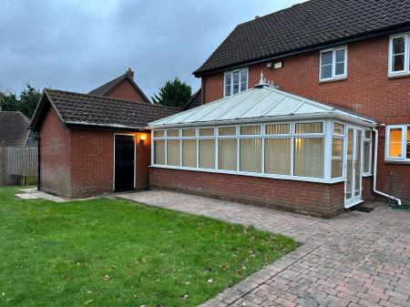 4 bedroom Detached house to let in Acacia Way, Bexley, Sidcup, DA15