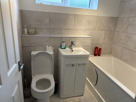 1 bedroom Flat to let in 19 St Johns Road, Bexley, Sidcup, DA14