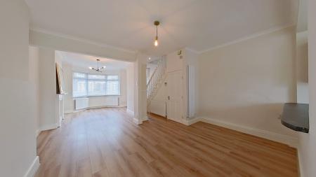 Lewis Road, Welling, DA16