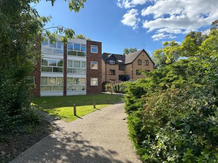 1 bedroom Flat to let in Sidcup Hill, Bexley, Sidcup, DA14