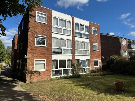 1 bedroom Flat to let in Sidcup Hill, Bexley, Sidcup, DA14
