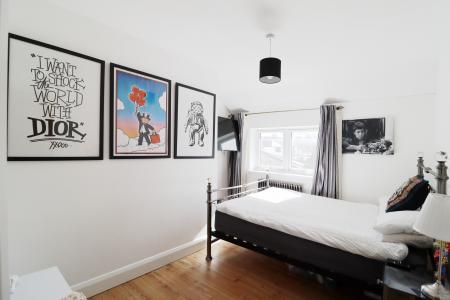 5 bedroom Semi-detached house for sale in Hambledown Road, Bexley, Sidcup, DA15