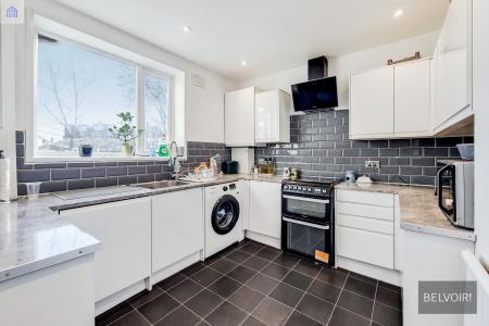 3 bedroom Terraced House for sale in Greenhithe Close, Bexley, Sidcup, DA15