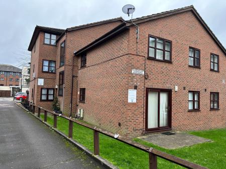 Ruskin Drive, Welling, DA16
