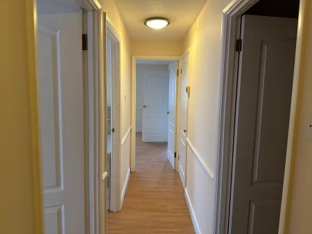 2 bedroom Flat to let in Ruskin Drive, Welling, DA16