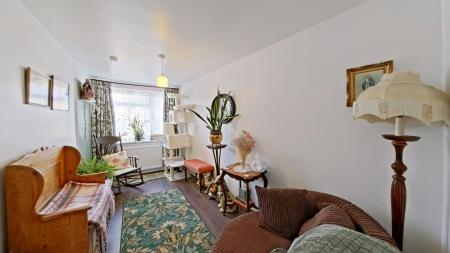 6 bedroom Semi-detached house for sale in Hambledown Road, Sidcup, DA15