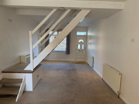 2 bedroom Terraced House for sale in Warwick Road, Bexley, Sidcup, DA14