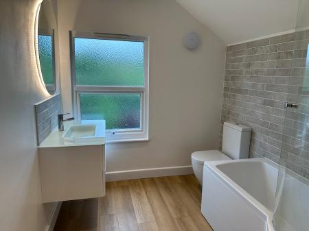 2 bedroom Terraced House for sale in Warwick Road, Bexley, Sidcup, DA14