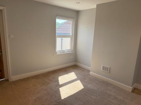 2 bedroom Terraced House for sale in Warwick Road, Bexley, Sidcup, DA14