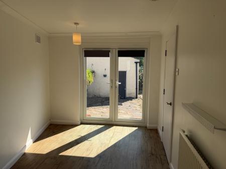 2 bedroom Terraced House for sale in Warwick Road, Bexley, Sidcup, DA14