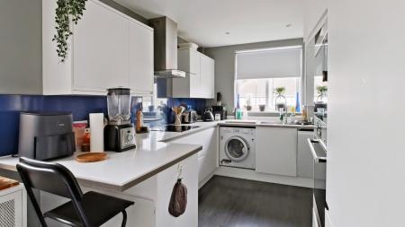 2 bedroom Flat for sale in Longlands Court, Bexley, Sidcup, DA15