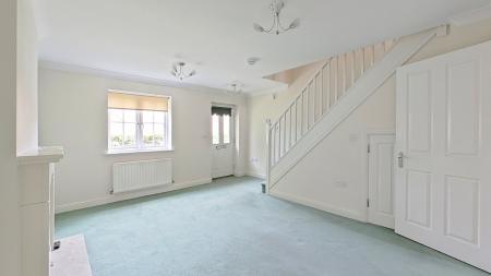 2 bedroom Terraced House for sale in Parsonage Bank, Dartford, Eynsford, DA4