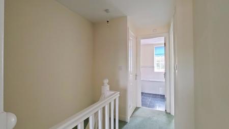 2 bedroom Terraced House for sale in Parsonage Bank, Dartford, Eynsford, DA4
