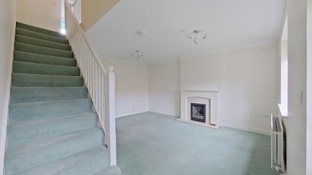 2 bedroom Terraced House for sale in Parsonage Bank, Dartford, Eynsford, DA4