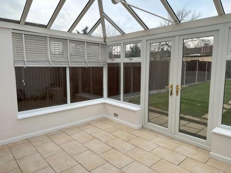 3 bedroom Semi-detached house to let in Sherwood Park Avenue, Bexley, Sidcup, DA15