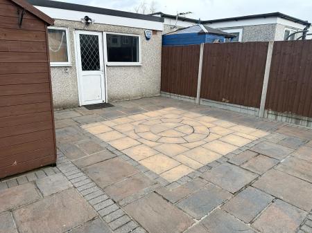 3 bedroom Semi-detached house to let in Sherwood Park Avenue, Bexley, Sidcup, DA15