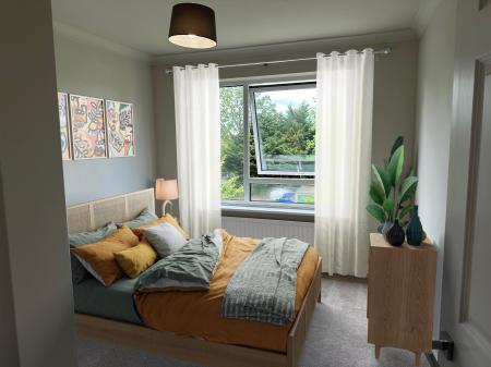 3 bedroom Flat to let in The Park, Bexley, Sidcup, DA14
