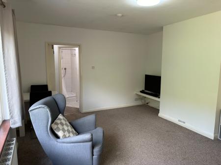 1 bedroom House share to let in Norfield Road, Joydens Wood, DA2