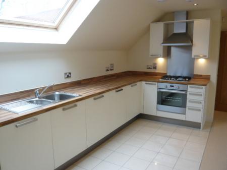 2 bedroom Flat to let in Huntington Close, Bexley, London, DA5