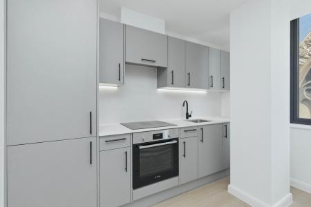 1 bedroom Flat to let in 20-22 Station Road, Bexley, Sidcup, DA15