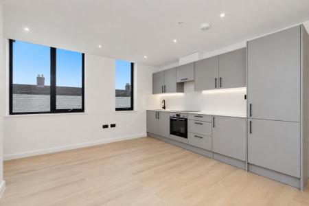 2 bedroom Flat to let in 20-22 Station Road, Bexley, Sidcup, DA15