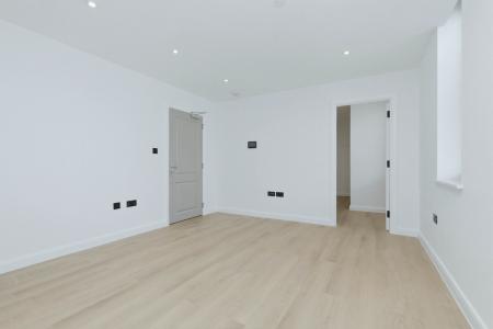 1 bedroom Flat to let in 20-22 Station Road, Bexley, Sidcup, DA15