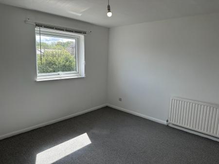 2 bedroom Flat to let in Greenwood Close, Bexley, Sidcup, DA15