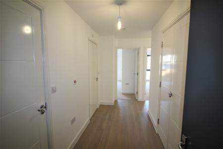 2 bedroom Flat to let in Polytechnic Street, London, SE18