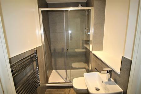 2 bedroom Flat to let in Polytechnic Street, London, SE18
