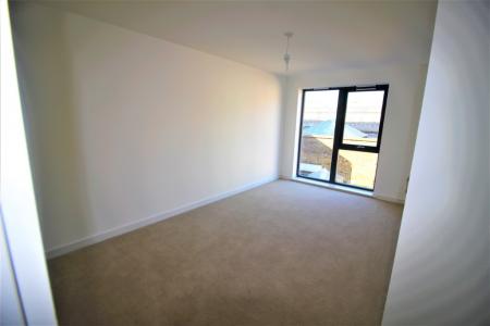 2 bedroom Flat to let in Polytechnic Street, London, SE18