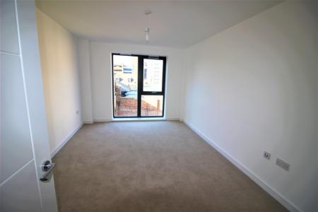 2 bedroom Flat to let in Polytechnic Street, London, SE18