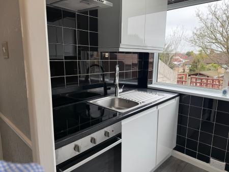 2 bedroom Maisonette for sale in Edendale Road, Bexleyheath, DA7