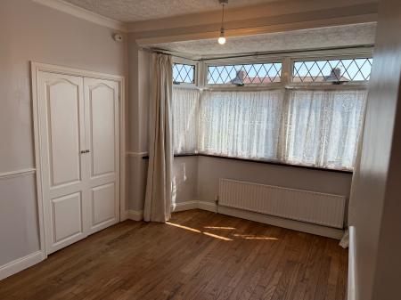 2 bedroom Terraced House for sale in Shirley Avenue, Bexley, London, DA5