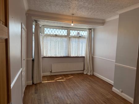 2 bedroom Terraced House for sale in Shirley Avenue, Bexley, London, DA5