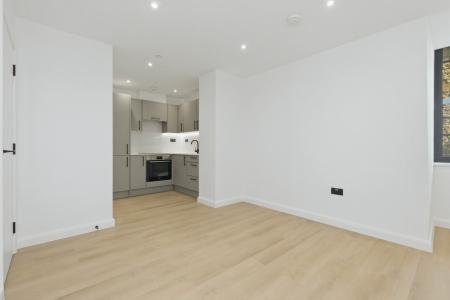 1 bedroom Flat to let in 20-22 Station Road, Bexley, Sidcup, DA15