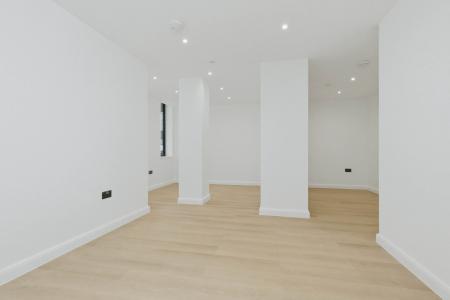1 bedroom Flat to let in 20-22 Station Road, Bexley, Sidcup, DA15