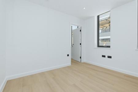 1 bedroom Flat to let in 20-22 Station Road, Bexley, Sidcup, DA15