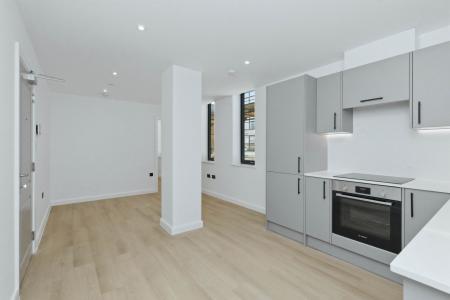 1 bedroom Flat to let in 20-22 Station Road, Bexley, Sidcup, DA15