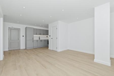 1 bedroom Flat to let in 20-22 Station Road, Bexley, Sidcup, DA15